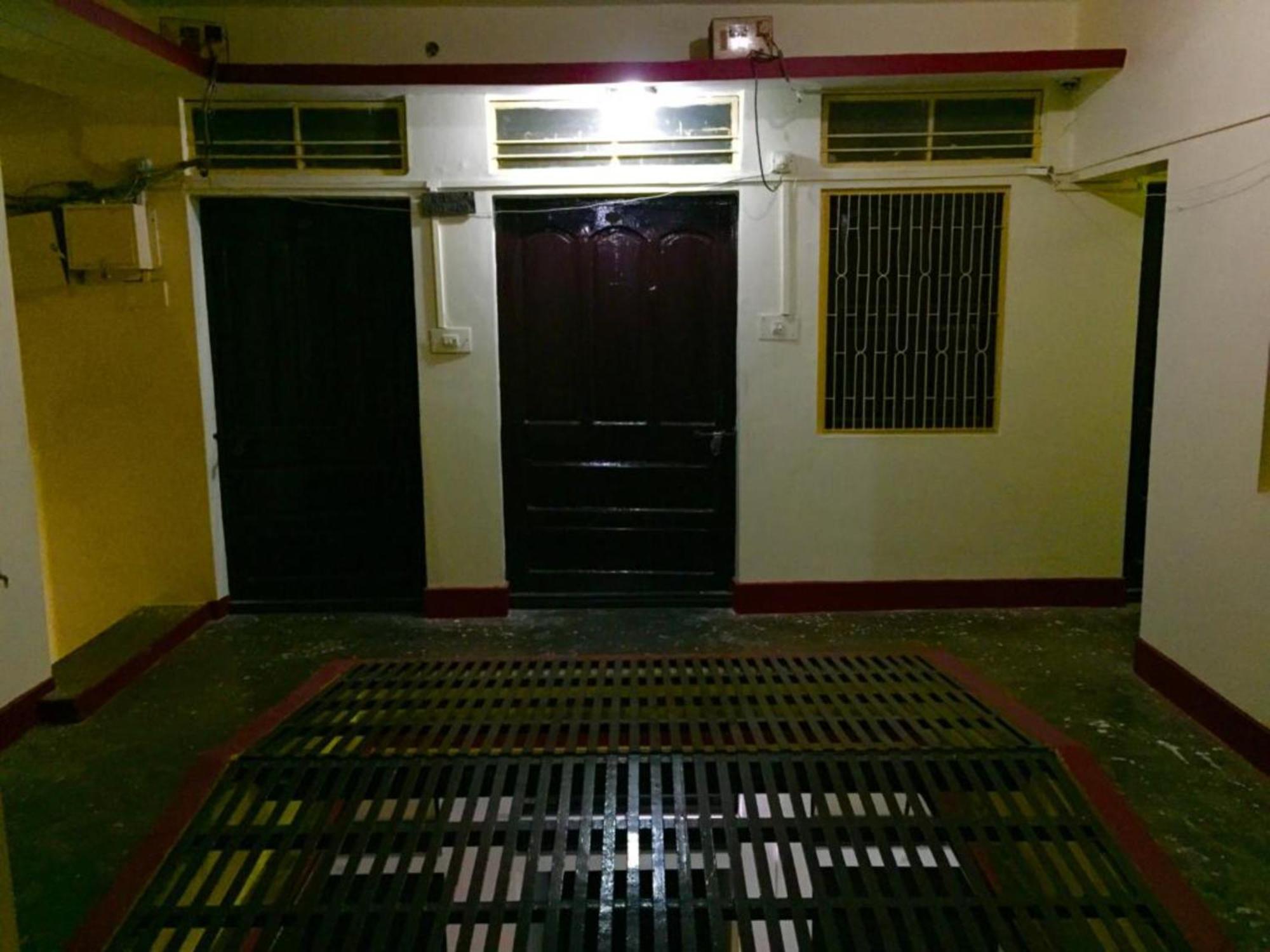 Grg Shanti Guest House Varanasi Near Manikarnika Ghat Екстер'єр фото