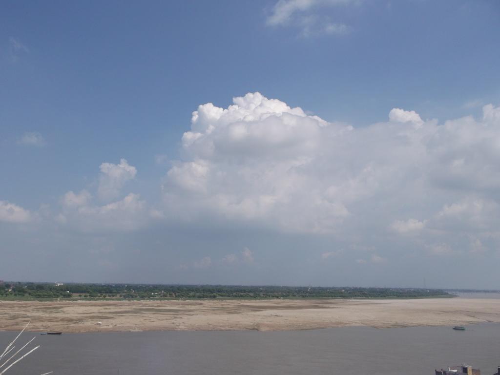 Grg Shanti Guest House Varanasi Near Manikarnika Ghat Екстер'єр фото