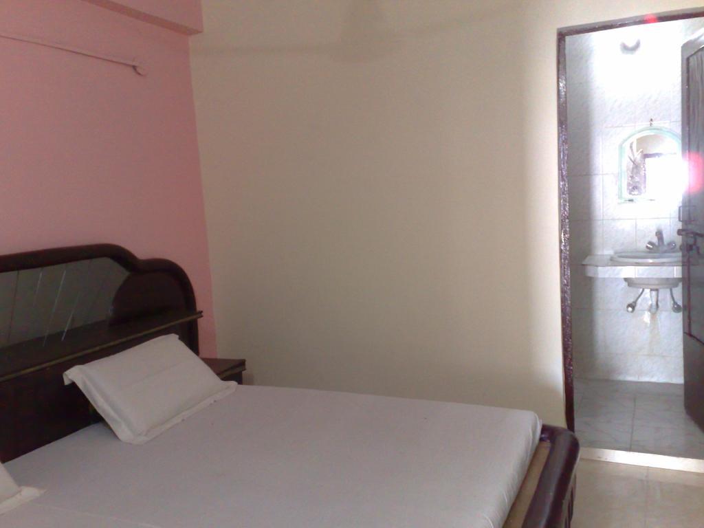 Grg Shanti Guest House Varanasi Near Manikarnika Ghat Екстер'єр фото