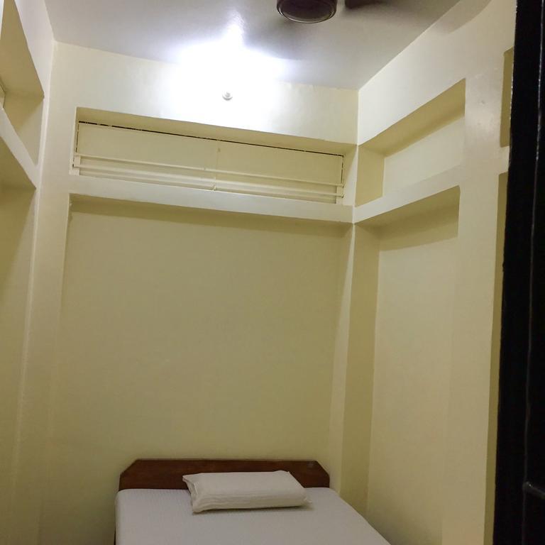 Grg Shanti Guest House Varanasi Near Manikarnika Ghat Екстер'єр фото