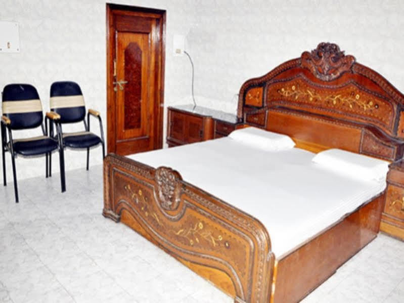 Grg Shanti Guest House Varanasi Near Manikarnika Ghat Екстер'єр фото